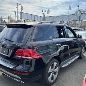 MERCEDES-BENZ GLE - 8