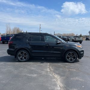 FORD EXPLORER SPORT - 10