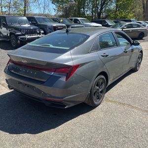 HYUNDAI ELANTRA SEL - 8