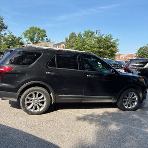 FORD EXPLORER LIMITED - 10