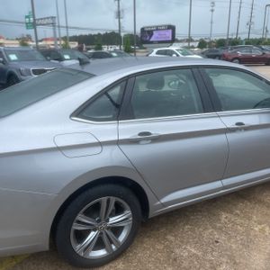 VOLKSWAGEN JETTA SE - 9