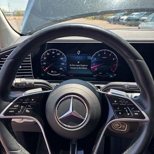 2025 Mercedes-BENZ GLE — миниатюра 47