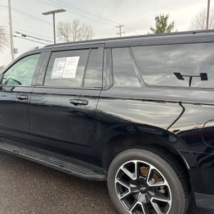 CHEVROLET SUBURBAN RST - 6