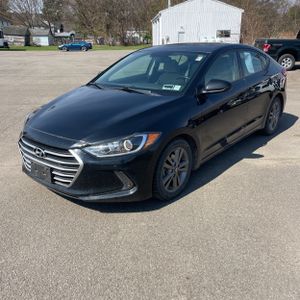 HYUNDAI ELANTRA VALUE EDITION - 1