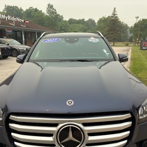 2025 Mercedes-BENZ GLS thumbnail 15