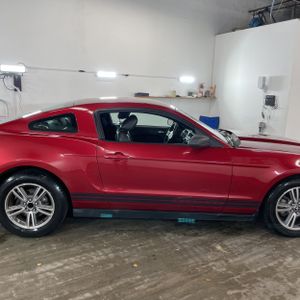 2010 FORD MUSTANG V6 — миниатюра 11