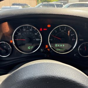 2015 JEEP WRANGLER UNLIMITED SAHARA — миниатюра 38