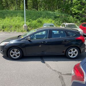 FORD FOCUS SE - 3