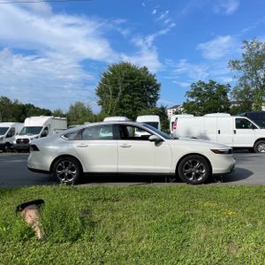 2023 Honda ACCORD EX photo 10
