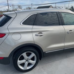 LINCOLN MKC BASE - 9