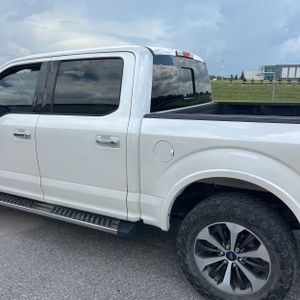 2018 FORD F-150 LARIAT photo 6