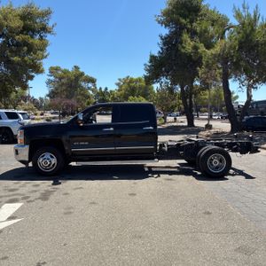 صورة 3 لـ 2016 Chevrolet SILVERADO 3500HD LTZ