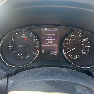 2018 Nissan ROGUE S thumbnail 37