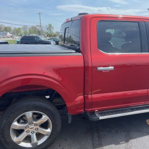 FORD F-150 LARIAT - 9