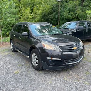 2017 Chevrolet TRAVERSE LS — миниатюра 12