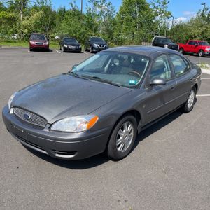 FORD TAURUS SEL - 1
