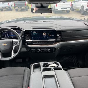 صورة مصغرة 40 لـ 2025 Chevrolet SILVERADO 1500 LT