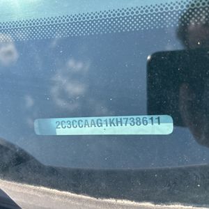 2019 Chrysler 300 TOURING — миниатюра 52