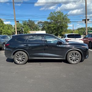 صورة 10 لـ 2026 Acura MDX SH-AWD W/A-SPEC
