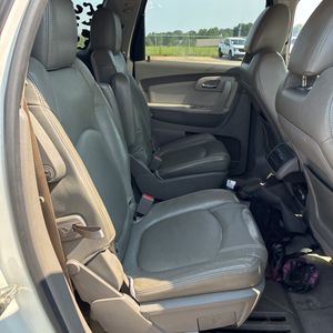 2011 Chevrolet TRAVERSE LT 缩略图 35