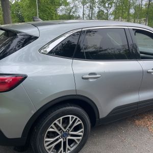 FORD ESCAPE SEL - 9