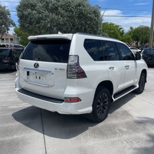 صورة 8 لـ 2022 Lexus GX 460 BASE
