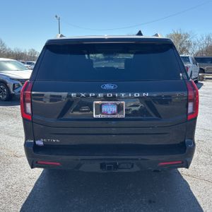 FORD EXPEDITION ACTIVE - 7