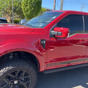 FORD F-150 LARIAT - 2