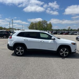 JEEP CHEROKEE LIMITED - 10
