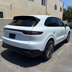 PORSCHE CAYENNE PLATINUM EDITION - 6
