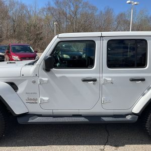 JEEP WRANGLER UNLIMITED SAHARA - 4