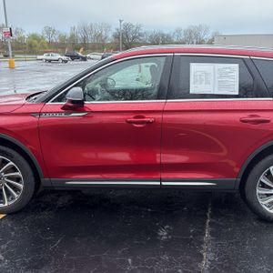 LINCOLN CORSAIR RESERVE - 4