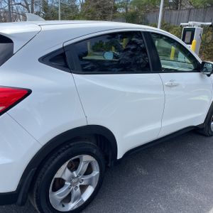 HONDA HR-V EX - 9