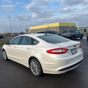 FORD FUSION SE - 5