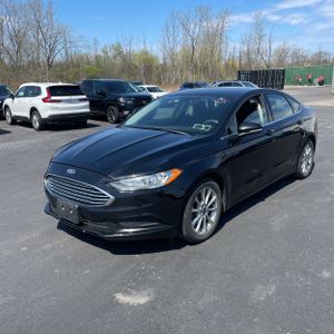 FORD FUSION SE - 1