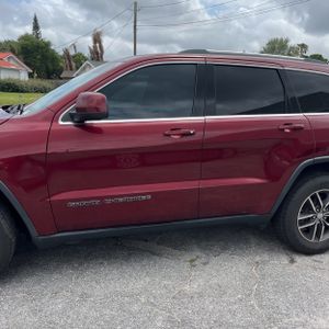 JEEP GRAND CHEROKEE LAREDO E - 4