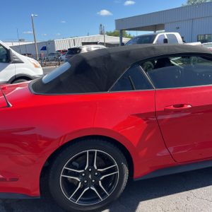 FORD MUSTANG ECOBOOST PREMIUM - 9