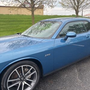 DODGE CHALLENGER - 2