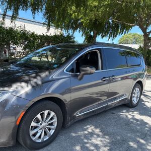 2017 Chrysler PACIFICA TOURING-L 照片 2