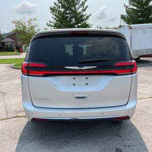 صورة 7 لـ 2024 Chrysler PACIFICA TOURING L