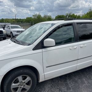 DODGE GRAND CARAVAN SXT - 2