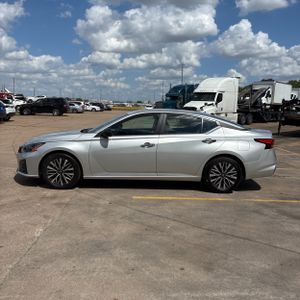 NISSAN ALTIMA SV FWD - 3