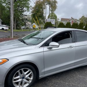 FORD FUSION SE - 2