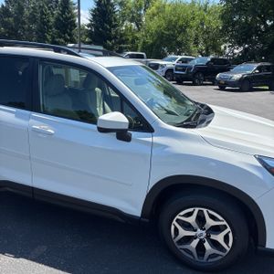 صورة مصغرة 13 لـ 2023 Subaru FORESTER PREMIUM