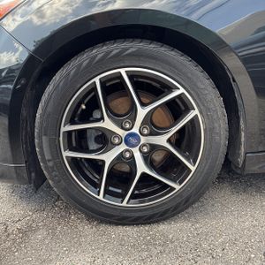 صورة مصغرة 15 لـ 2015 FORD FOCUS SE