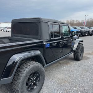 JEEP GLADIATOR WILLYS SPORT - 9