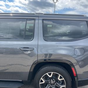 JEEP WAGONEER SERIES III - 6