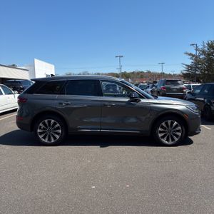 LINCOLN CORSAIR RESERVE - 10