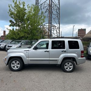 صورة 3 لـ 2010 JEEP LIBERTY SPORT