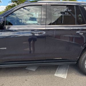 CHEVROLET TAHOE HIGH COUNTRY - 4